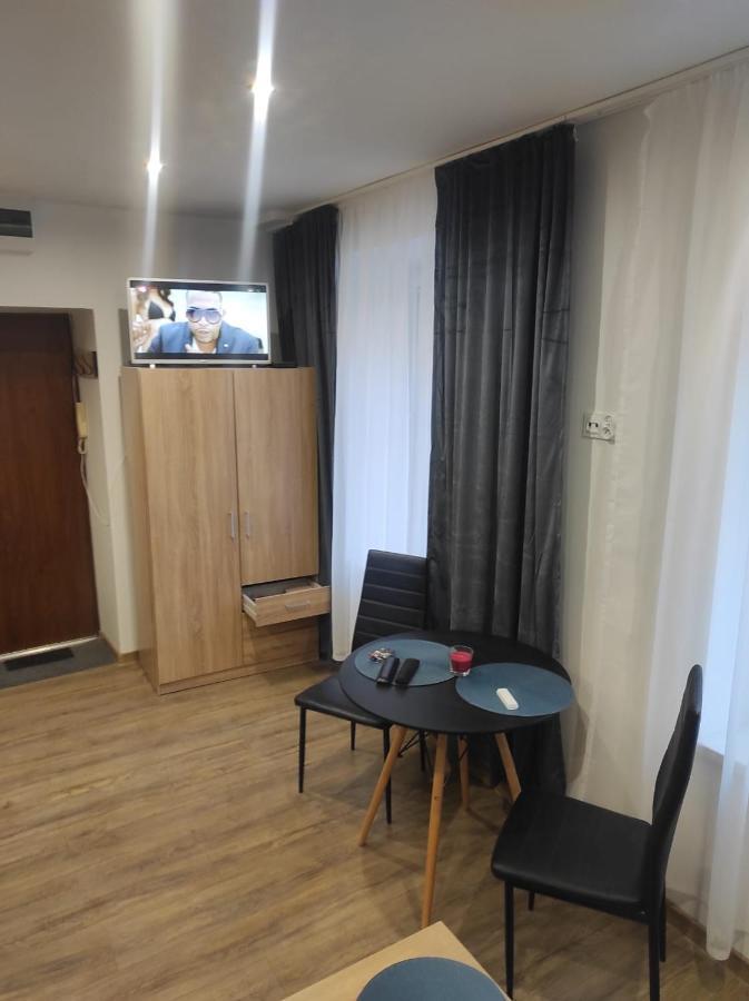 Walbrzych Pilsuckiego News Apartament Apartment Bagian luar foto
